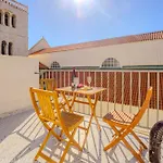 House Plaza Near